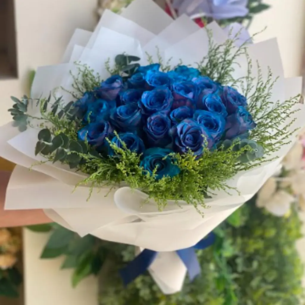 Blue Rose Bouquet